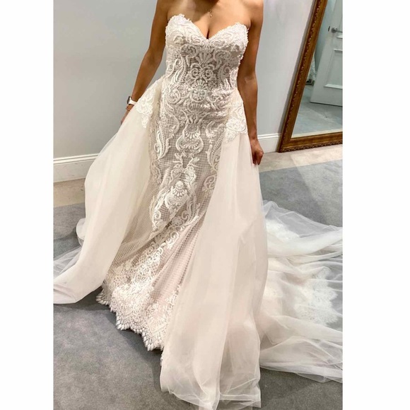 Cielo by Bijou Bridal Strapless Ivory Wedding Gown w/ Detachable Overskirt - Picture 5 of 12